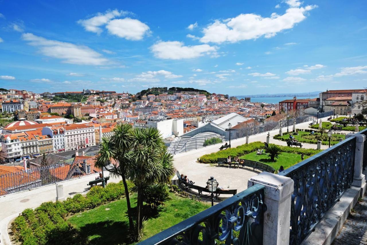 Chiado Mercy II Apartment Lisbon Exterior photo